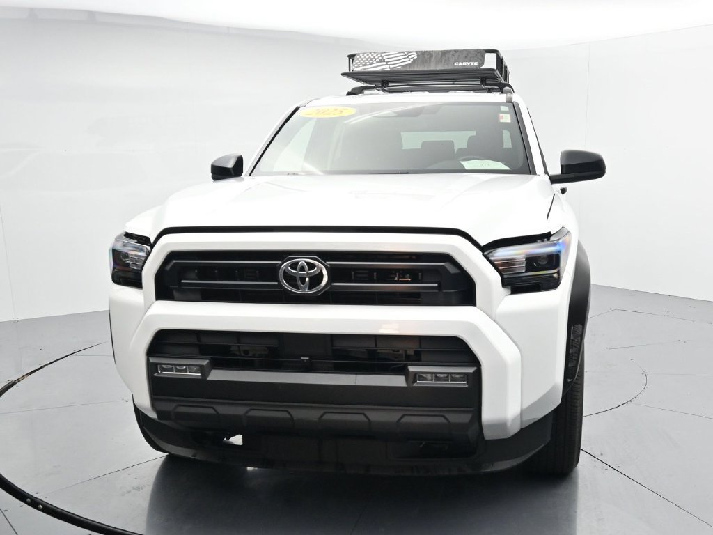 Used 2025 Toyota 4Runner SR5 AWD/4WD image 3