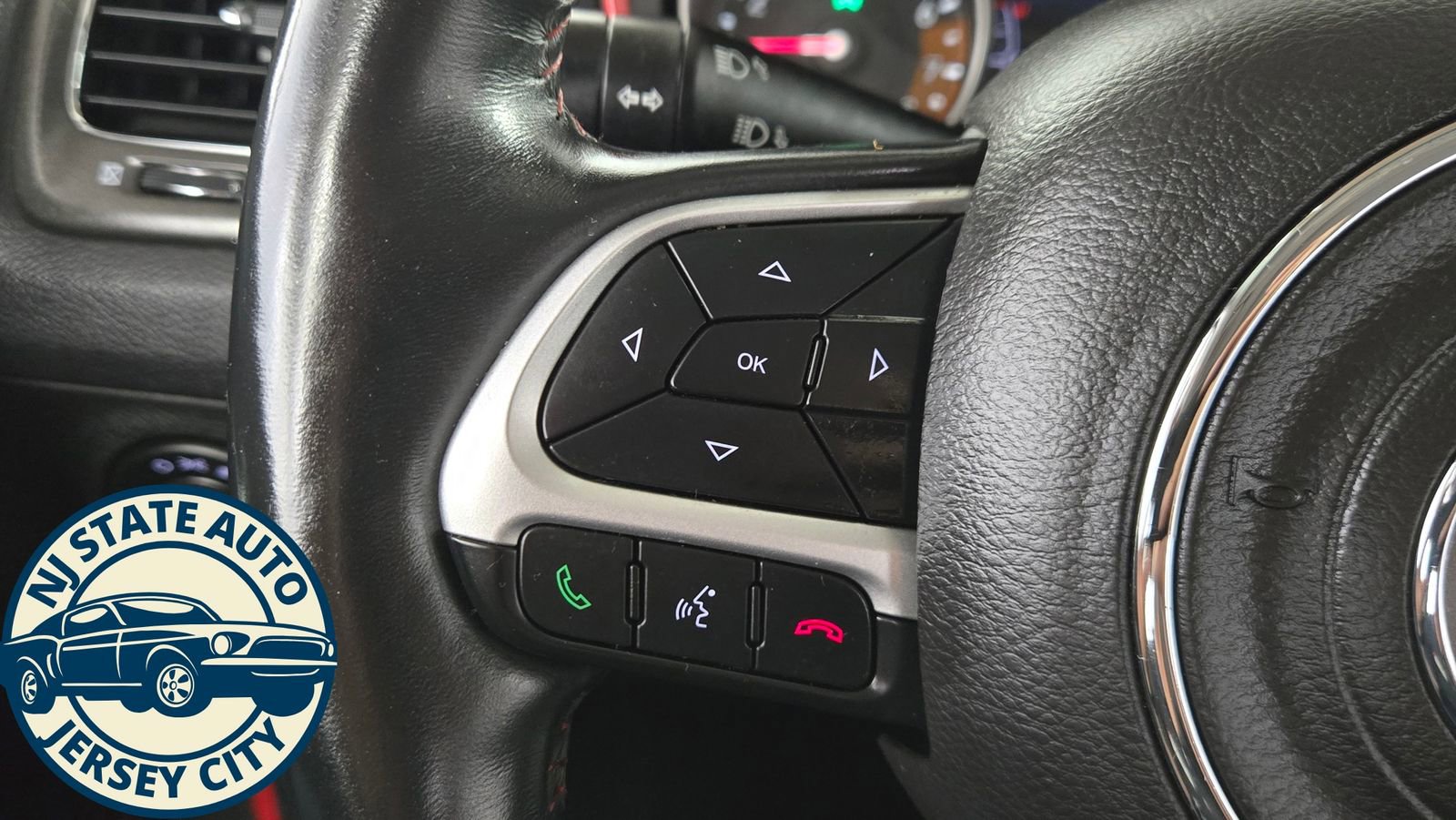 Used 2018 Jeep Compass Trailhawk w/ Leather Interior Group AWD/4WD image 13