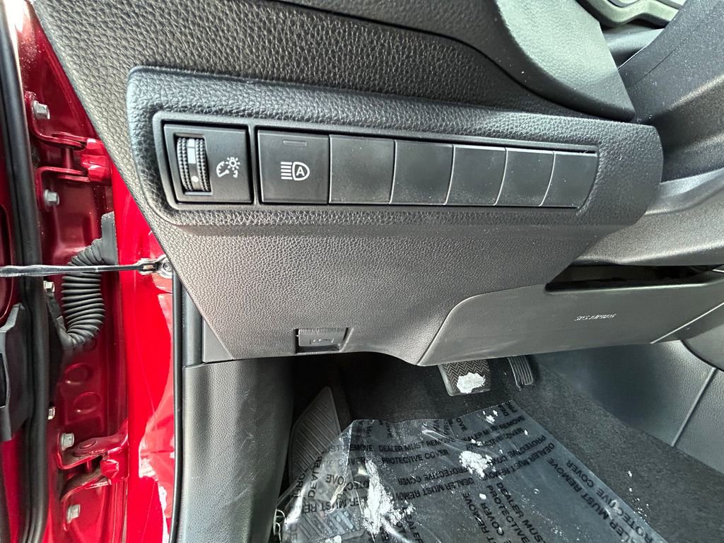 Used 2022 Toyota Corolla SE image 19