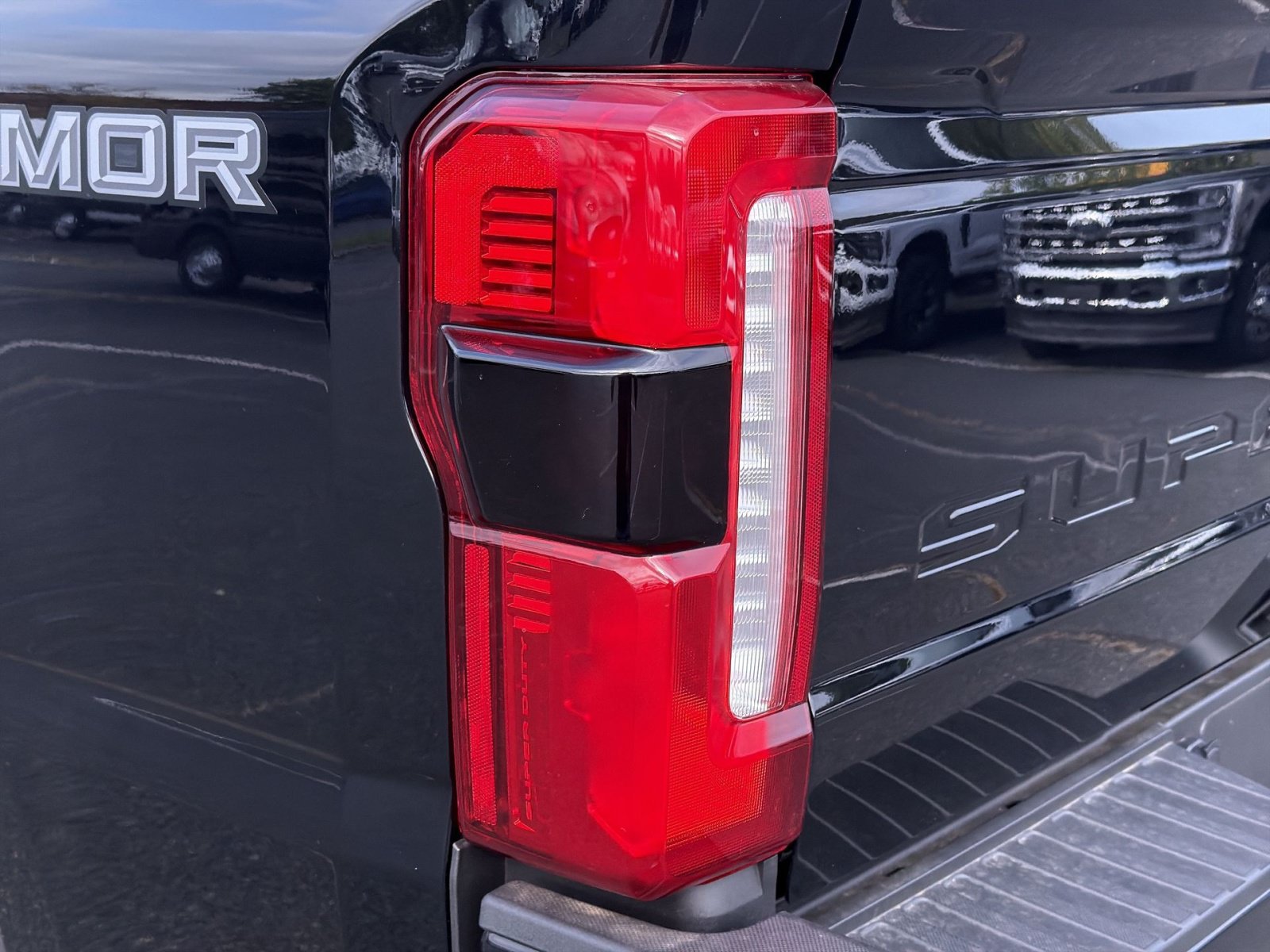 New 2027 Ford F350 XLT w/ XLT Premium Package AWD/4WD image 17