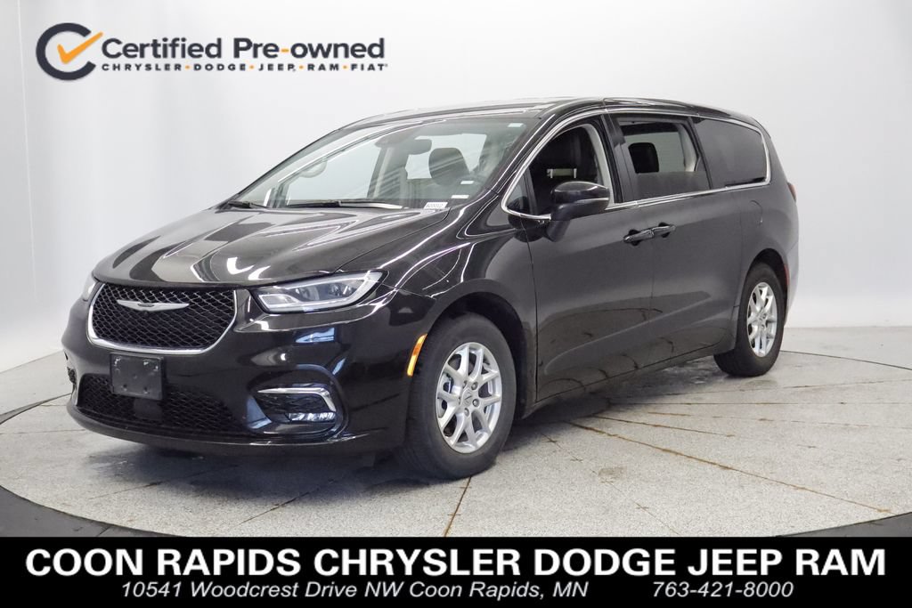Certified 2023 Chrysler Pacifica Touring-L