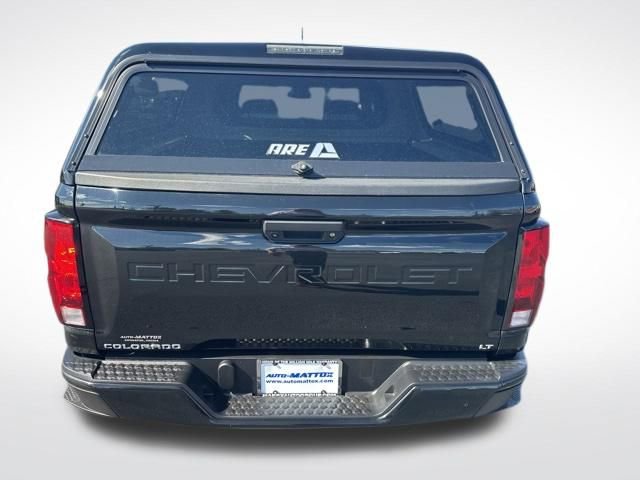 Used 2023 Chevrolet Colorado LT w/ LT Convenience Package II AWD/4WD image 4