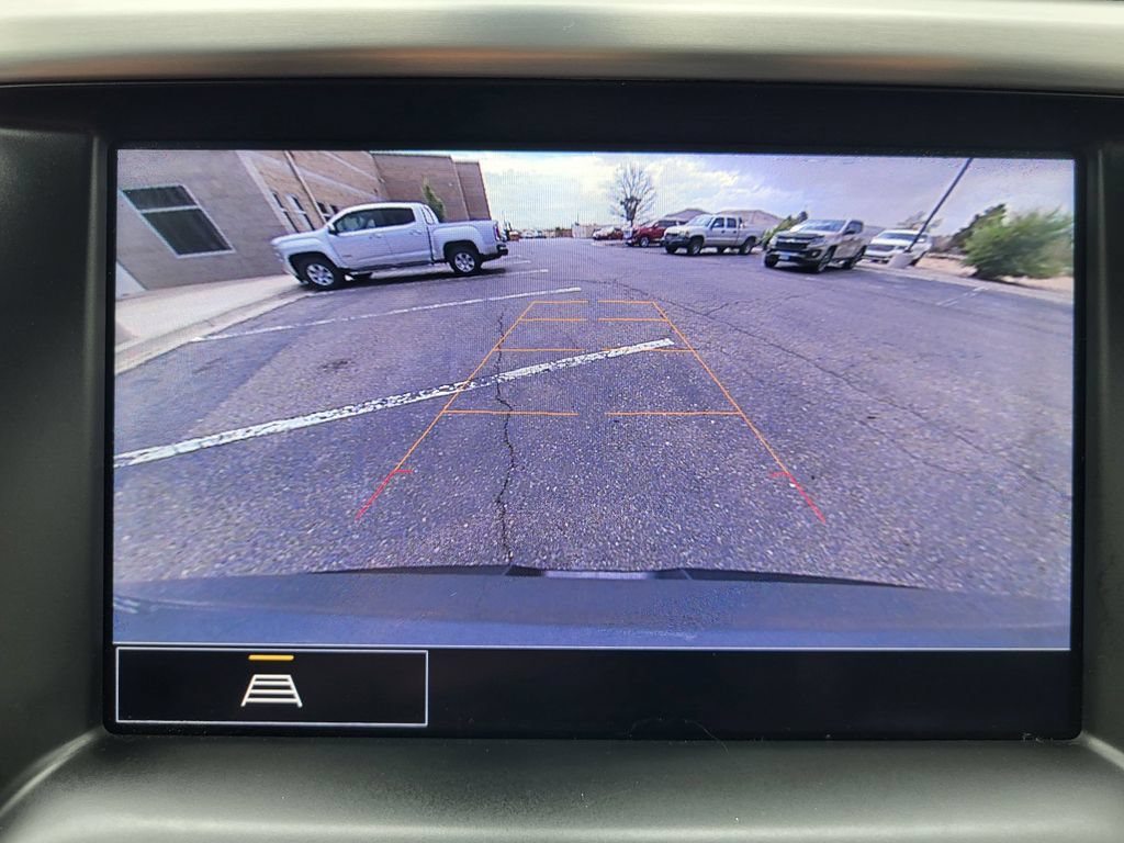 Used 2023 GMC Acadia SLT w/ Elevation Edition FWD image 13