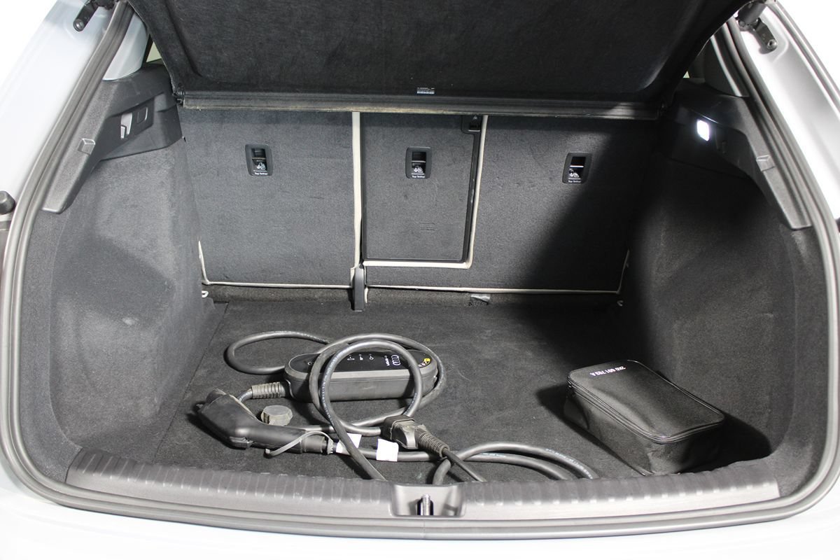 Used 2023 Audi Q4 e-tron Premium w/ Convenience Package RWD image 25