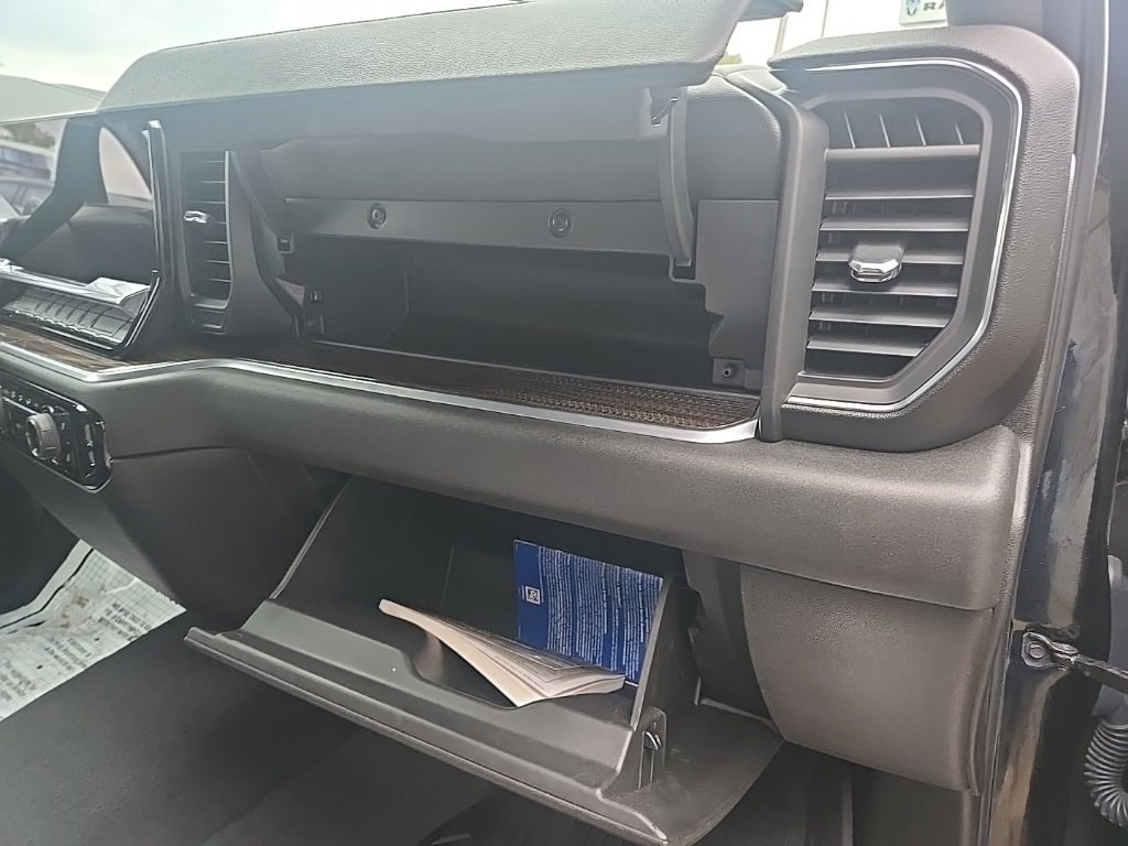 Used 2024 Chevrolet Silverado 2500 LT image 80
