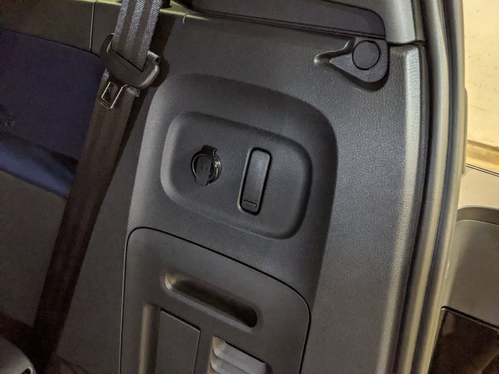 New 2025 Volkswagen ID. Buzz Pro S image 28