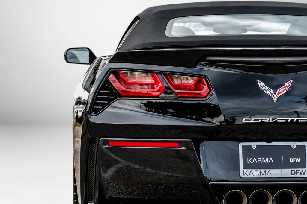 Used 2018 Chevrolet Corvette Stingray Convertible Z51 2LT RWD image 46
