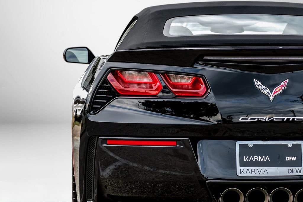 Used 2018 Chevrolet Corvette Stingray Convertible Z51 2LT RWD image 46