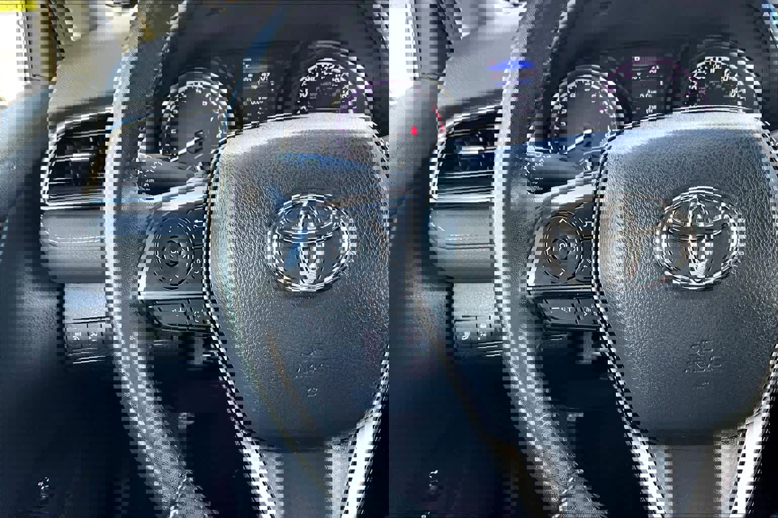 Used 2023 Toyota Camry SE image 23