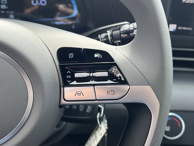 New 2026 Hyundai Elantra SE FWD image 18