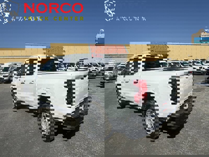 Used 2023 Chevrolet Colorado W/T image 6