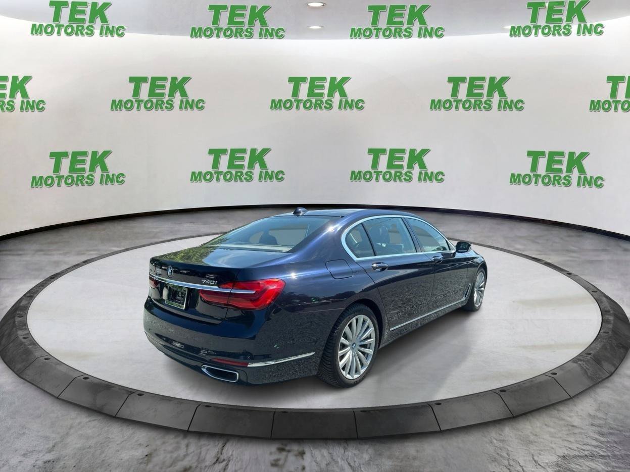 Used 2019 BMW 740i xDrive w/ Executive Package AWD/4WD image 4