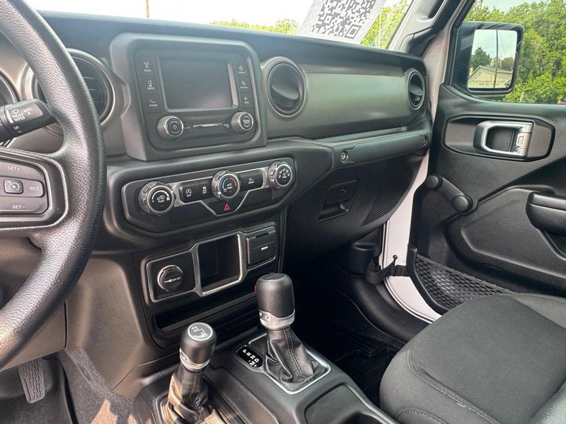 Used 2021 Jeep Gladiator Sport AWD/4WD image 14