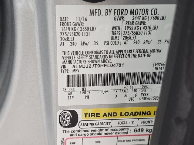 Used 2017 Lincoln Navigator Select AWD/4WD image 10