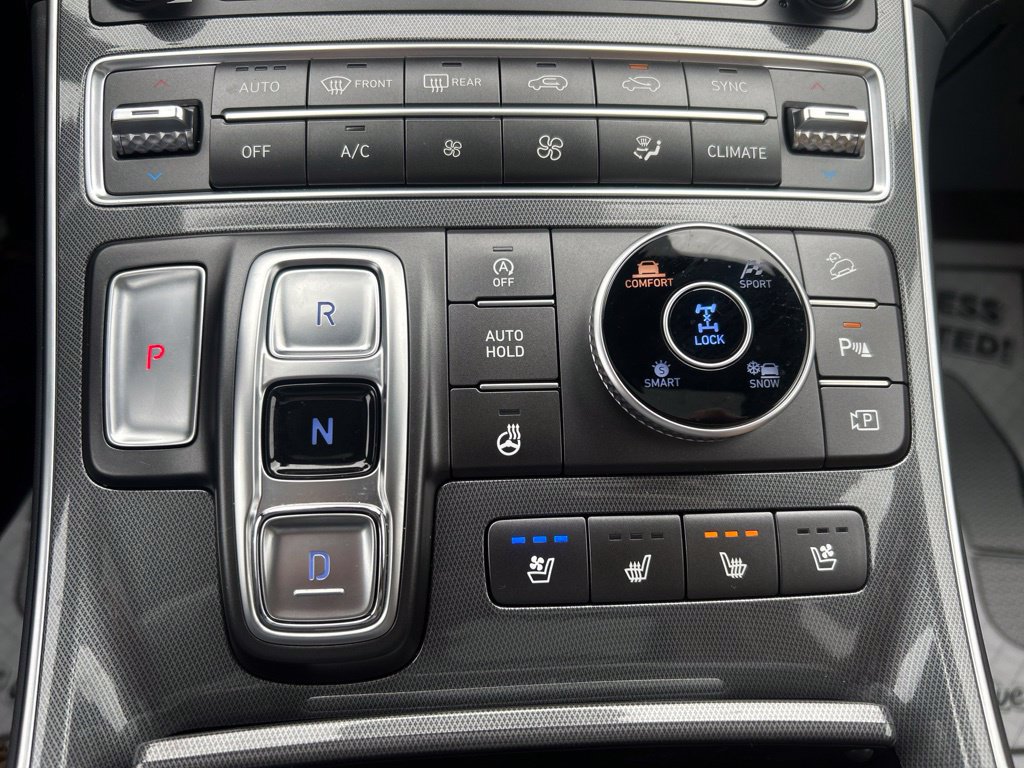 Used 2021 Hyundai Santa Fe Calligraphy AWD/4WD image 24