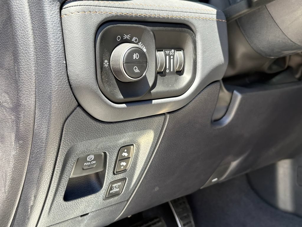 Used 2025 RAM 1500 Tungsten w/ Bed Utility Group AWD/4WD image 14