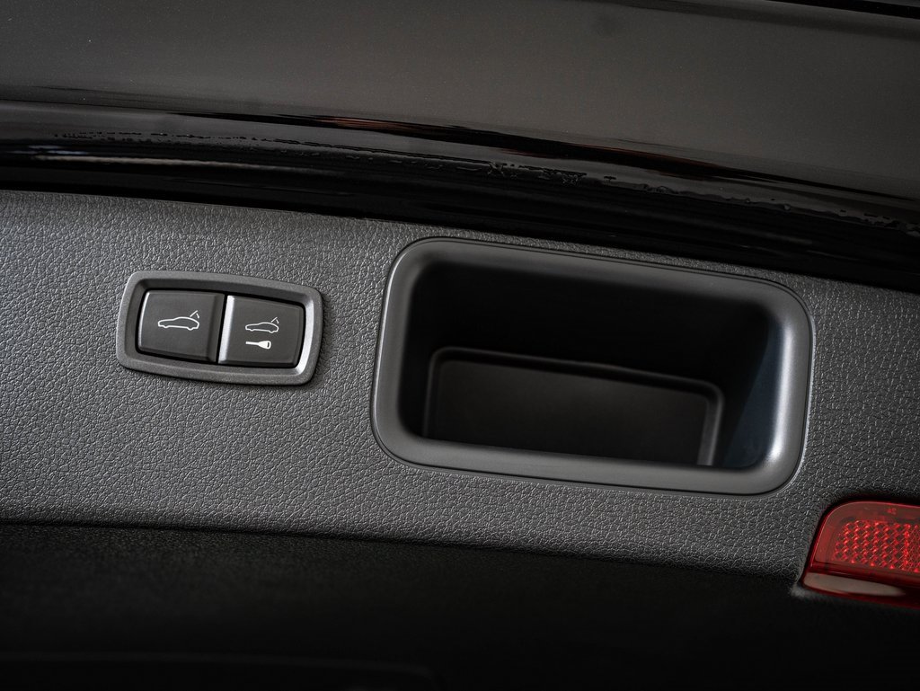 New 2026 Porsche Macan S image 24