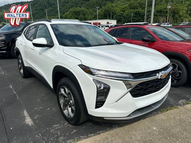 New 2026 Chevrolet Trax LT w/ LT Convenience Package FWD image 1