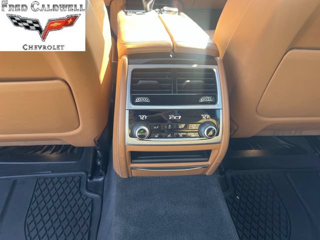 Used 2021 BMW 740i xDrive w/ Luxury Rear Seating Package AWD/4WD image 27