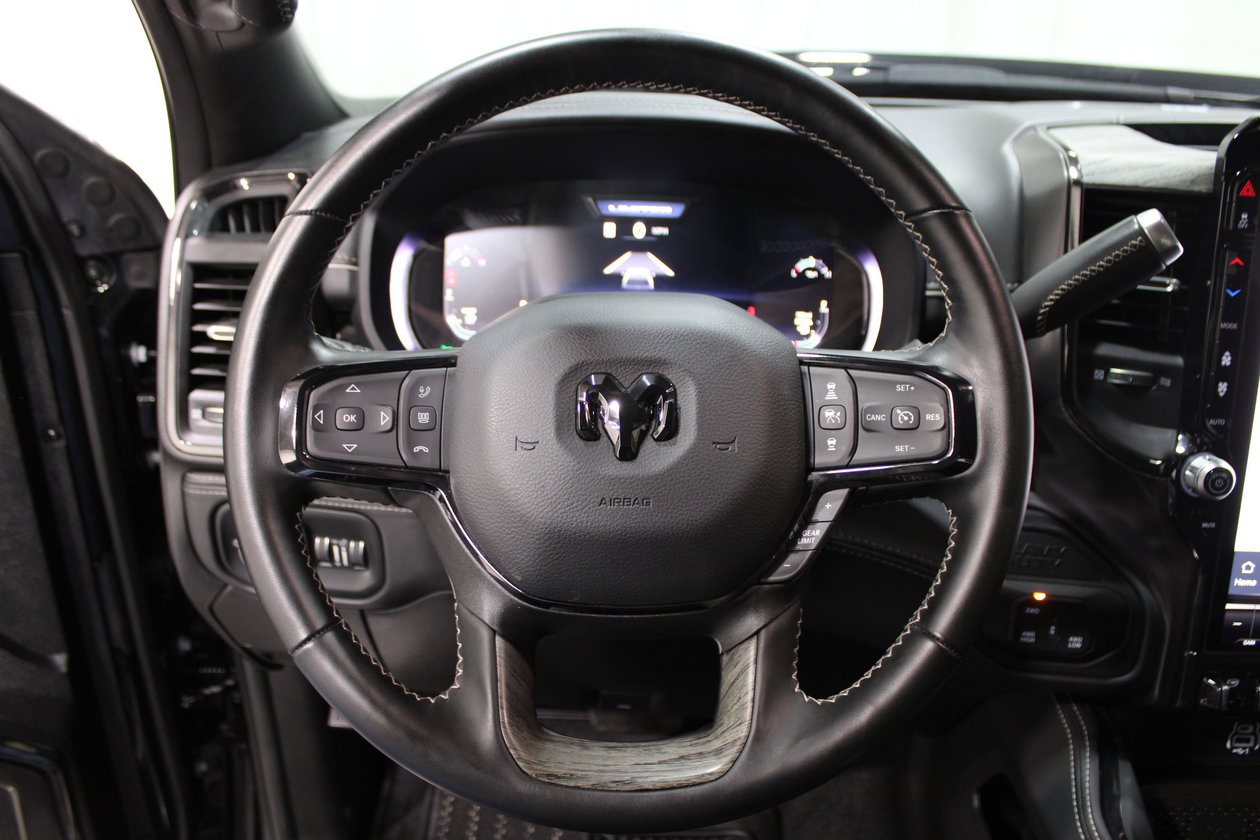 Used 2025 RAM 2500 Limited image 9