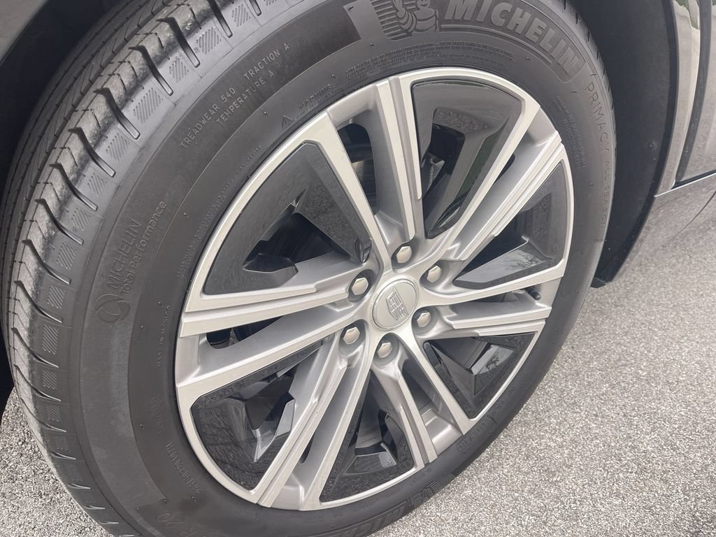 Certified 2024 Cadillac Lyriq Luxury w/ LPO, Floor Liner Package AWD/4WD image 10