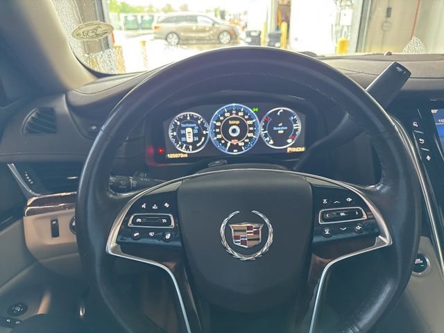 Used 2015 Cadillac Escalade Luxury AWD/4WD image 15