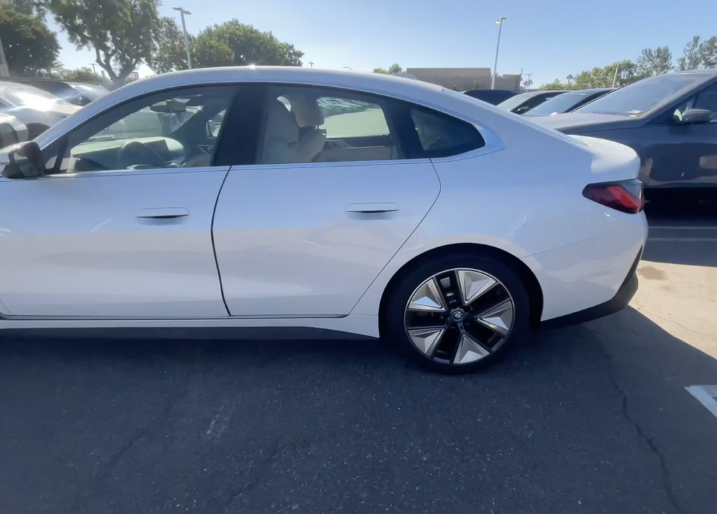 Used 2024 BMW i4 eDrive35 w/ Convenience Package RWD image 2