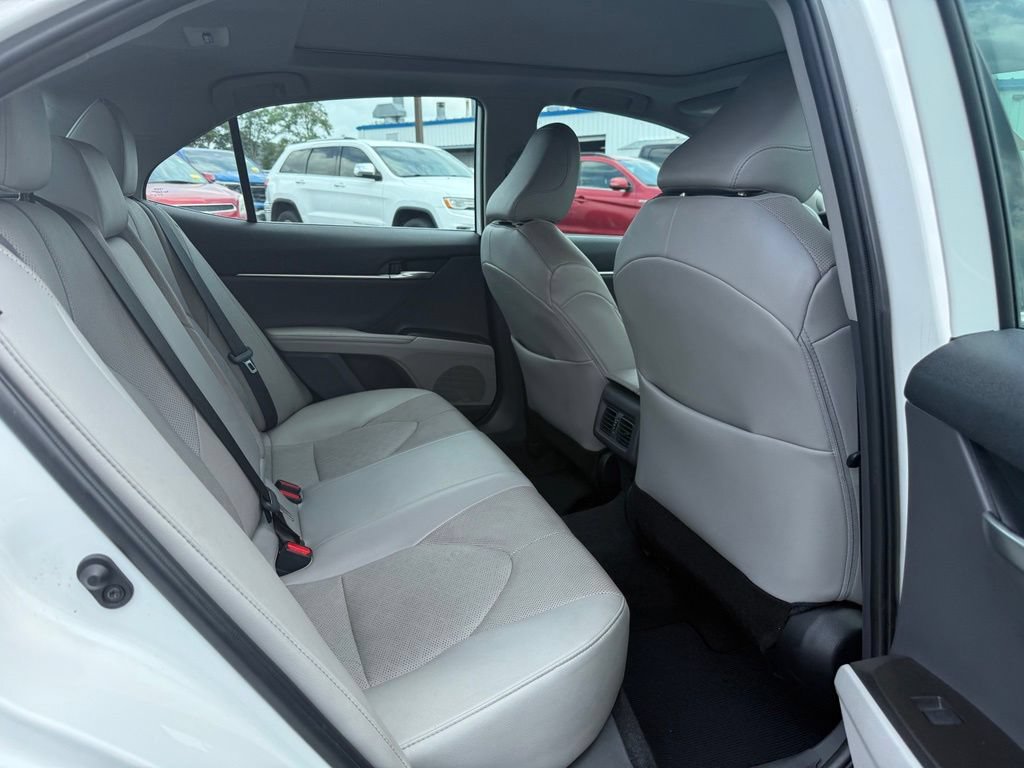 Used 2024 Toyota Camry XSE w/ Navigation Package FWD image 7