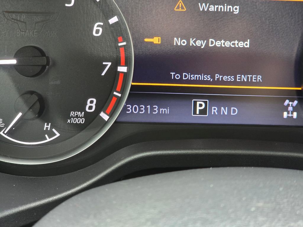 Used 2021 Nissan Titan SV w/ Accessory Utility Package image 26