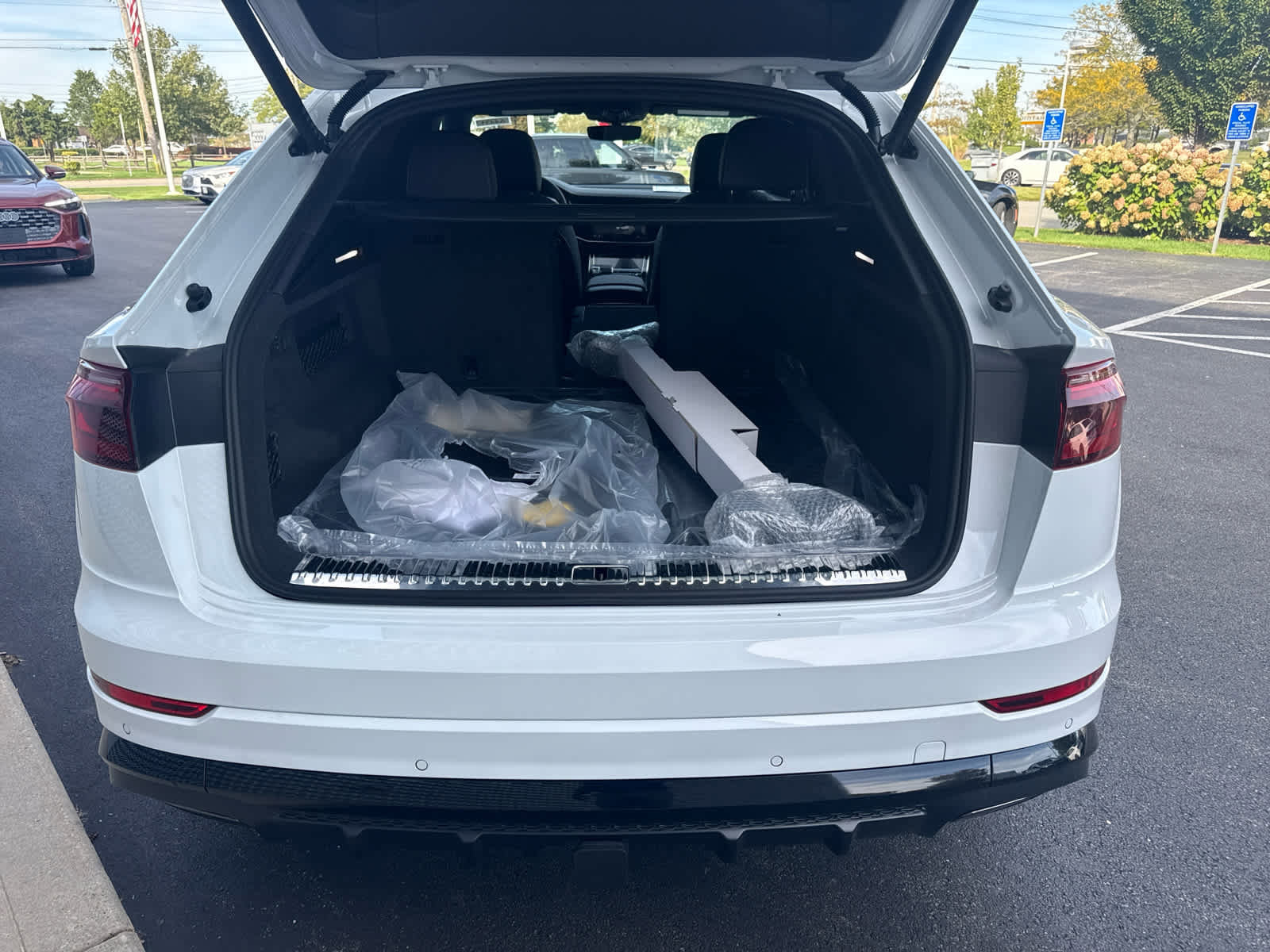 New 2026 Audi Q8 Premium Plus image 30