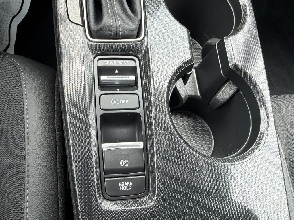 Used 2025 Honda Civic Sport image 18
