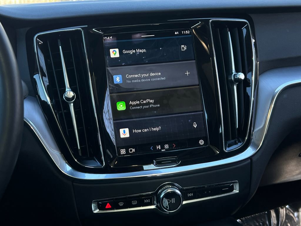 Used 2024 Volvo S60 B5 Core image 18