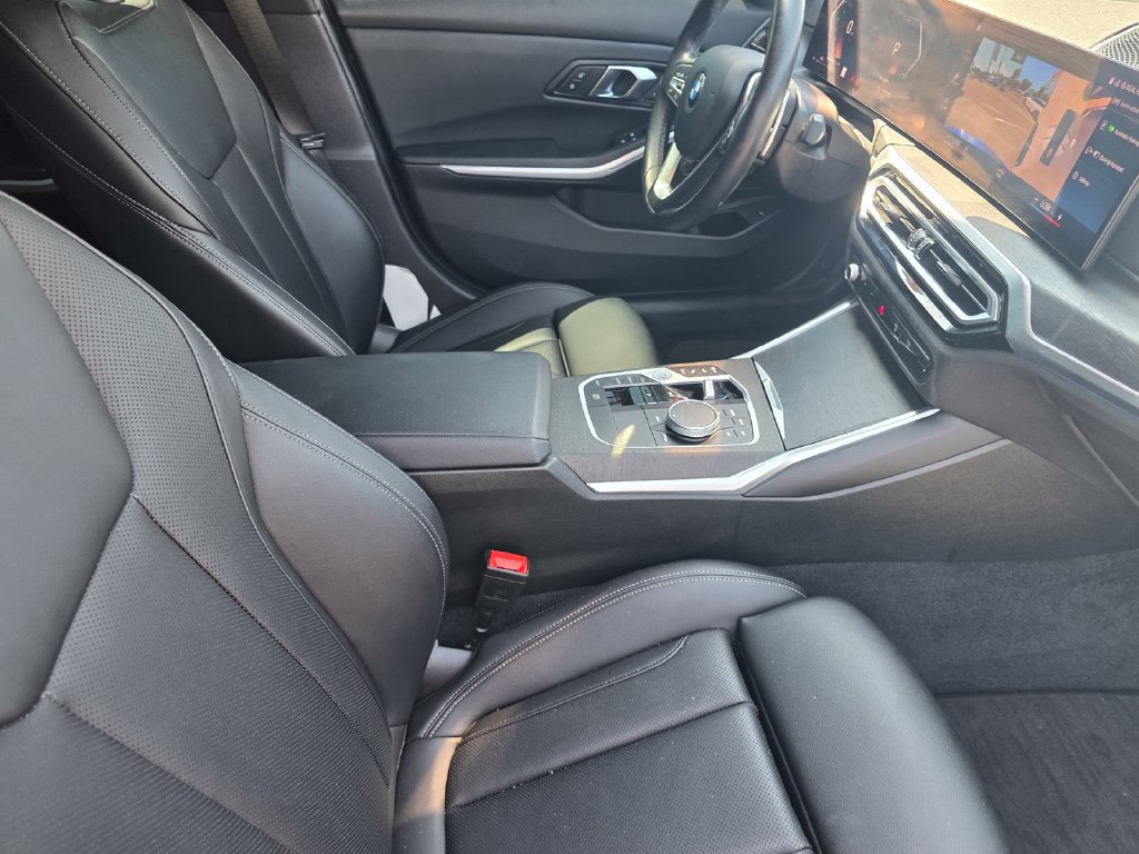 Used 2024 BMW 330i Sedan RWD image 20