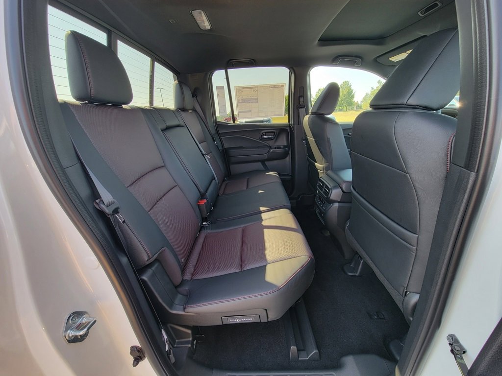 New 2026 Honda Ridgeline Black Edition image 14