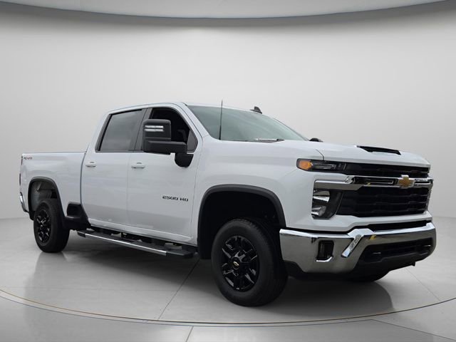 Used 2025 Chevrolet Silverado 2500 LT w/ Convenience Package image 8