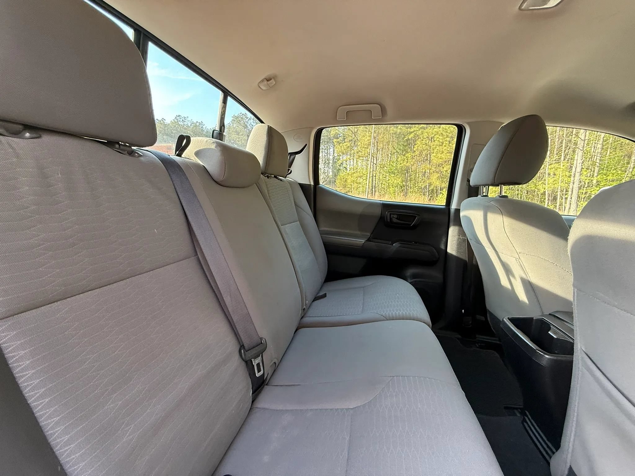 Used 2016 Toyota Tacoma SR w/ SR Convenience Package RWD image 19