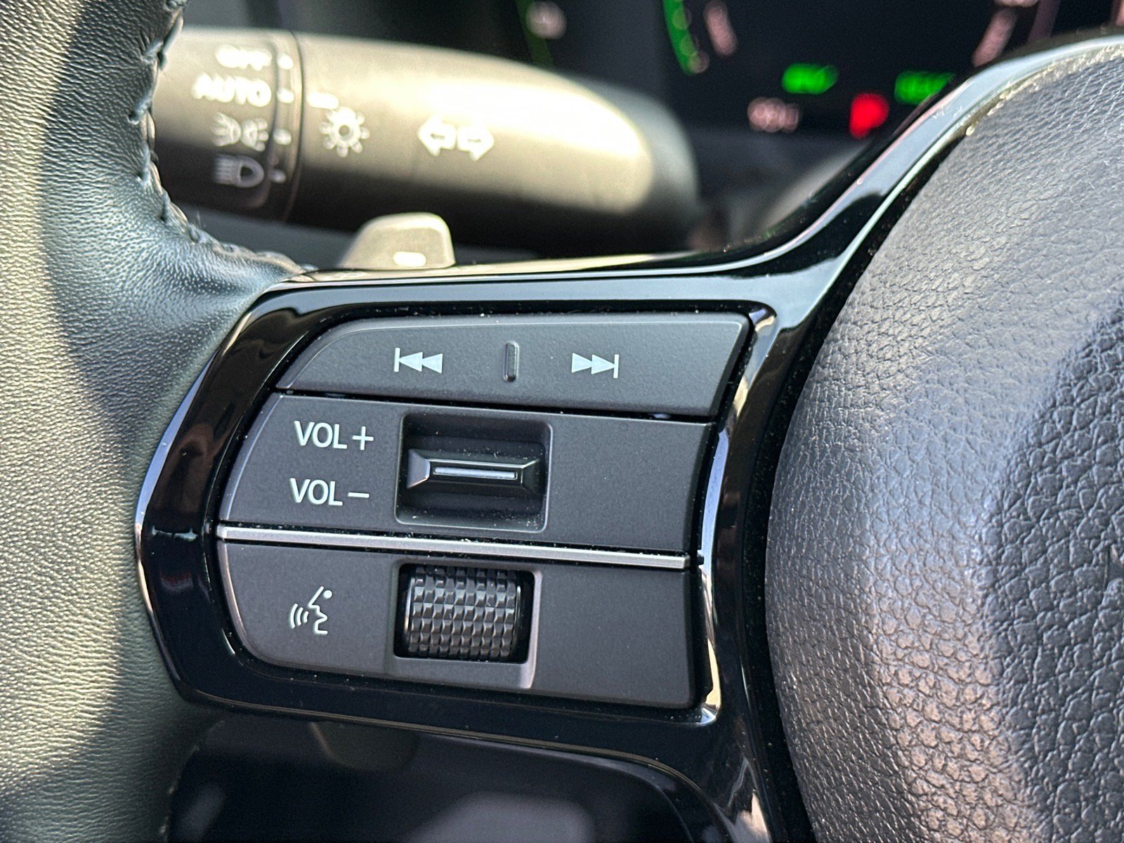 Used 2025 Honda Accord Touring image 13