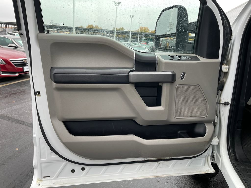 Used 2021 Ford F250 XLT w/ FX4 Off-Road Package image 11