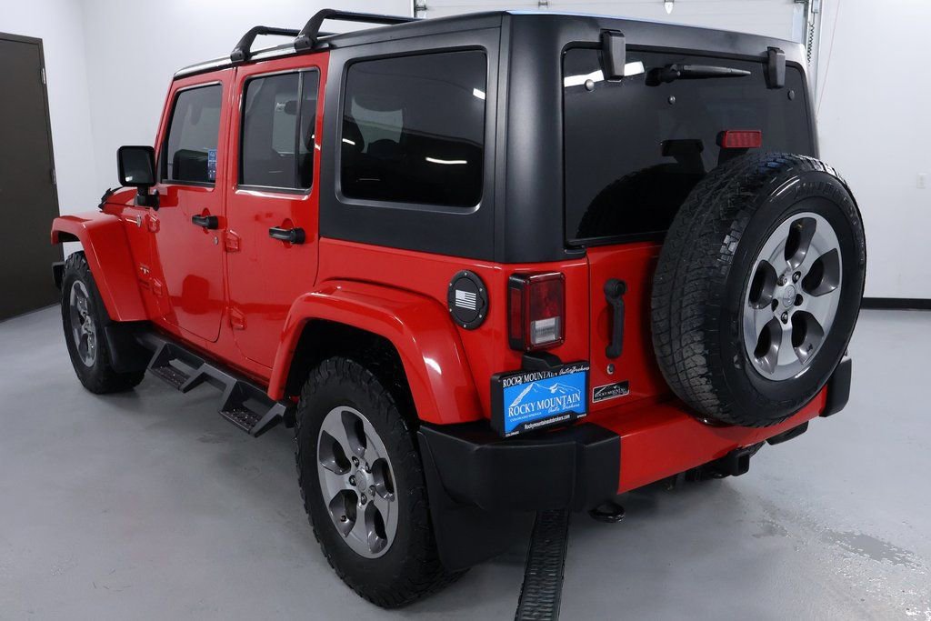 Used 2017 Jeep Wrangler Unlimited Sahara image 5