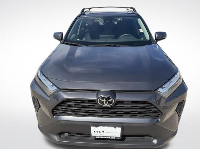 Used 2025 Toyota RAV4 XLE w/ Convenience Package FWD image 5