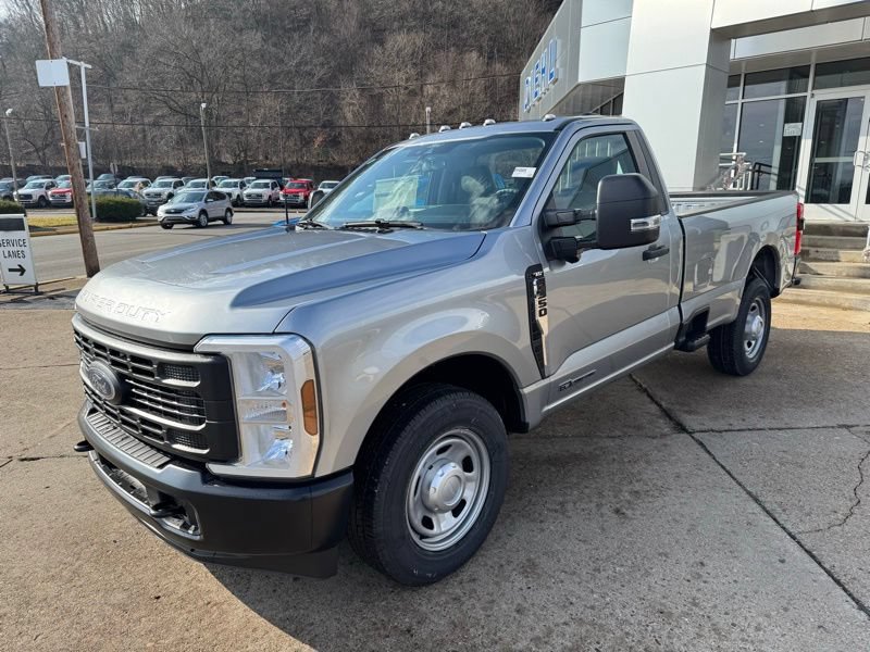 New 2024 Ford F350 XL w/ 360-Degree Camera Package RWD video 3