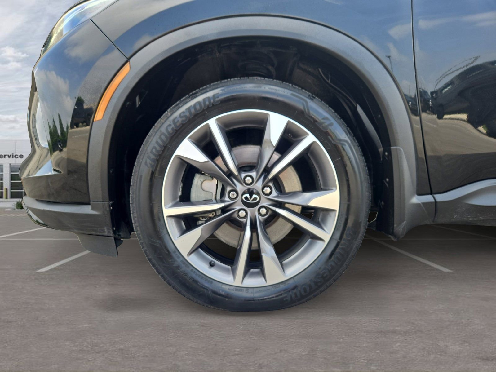 Used 2024 INFINITI QX60 Luxe w/ Performance Audio Package FWD image 10