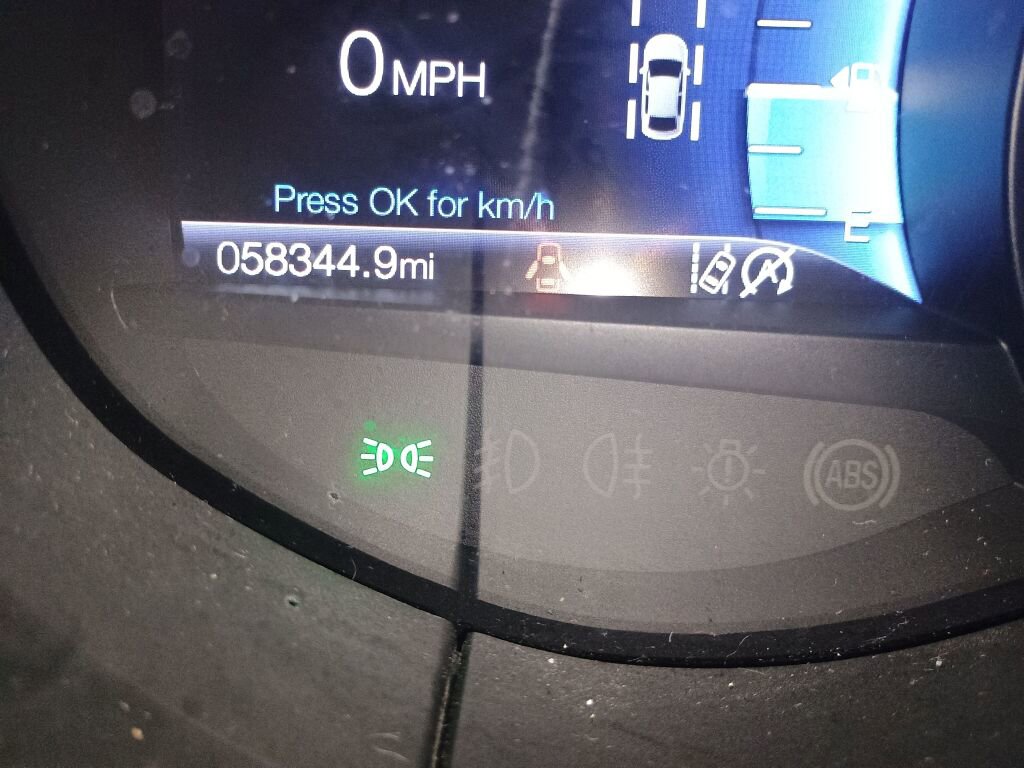 Used 2020 Ford Edge SEL w/ Convenience Package image 3