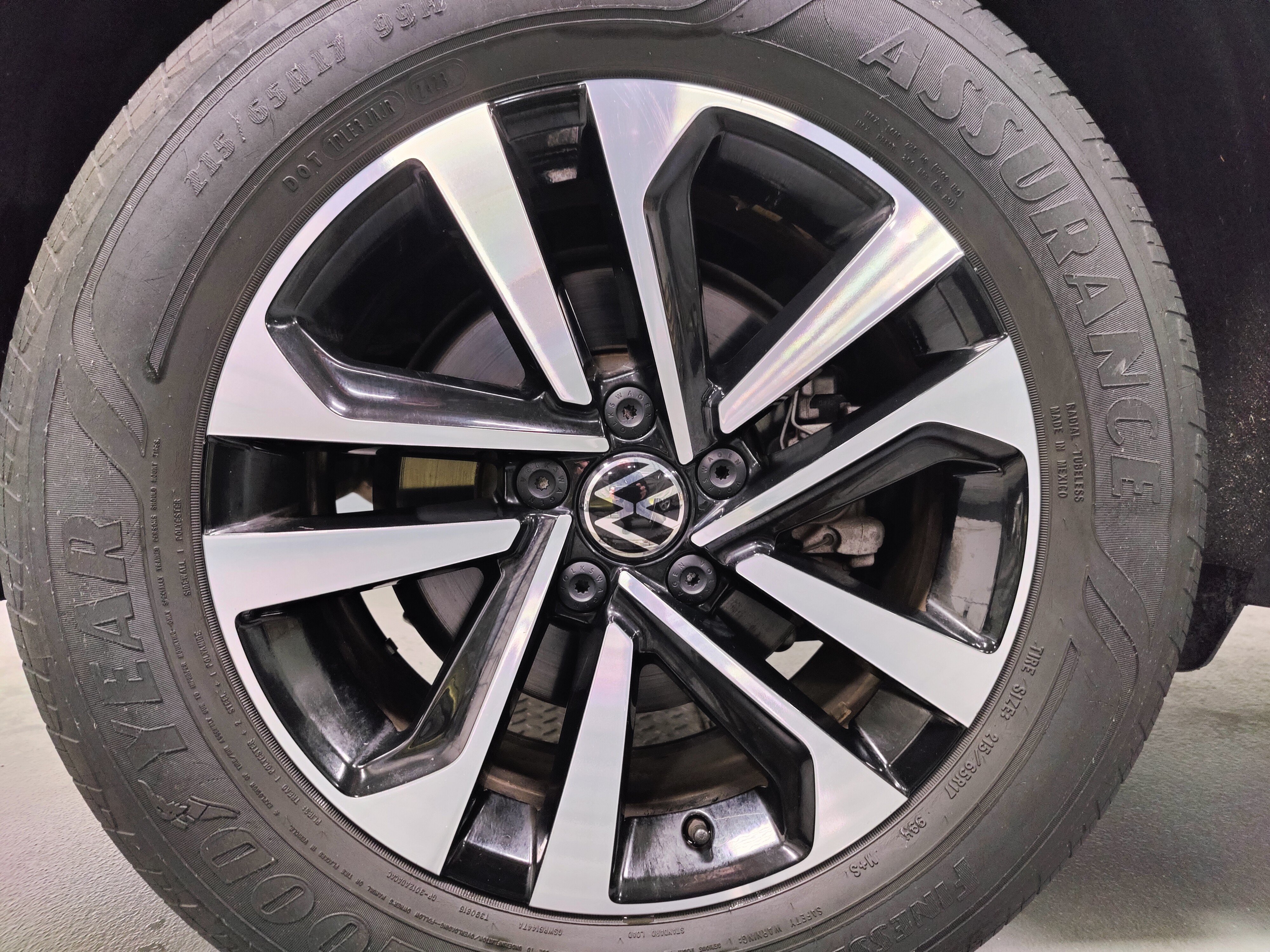 Certified 2024 Volkswagen Tiguan S AWD/4WD image 21