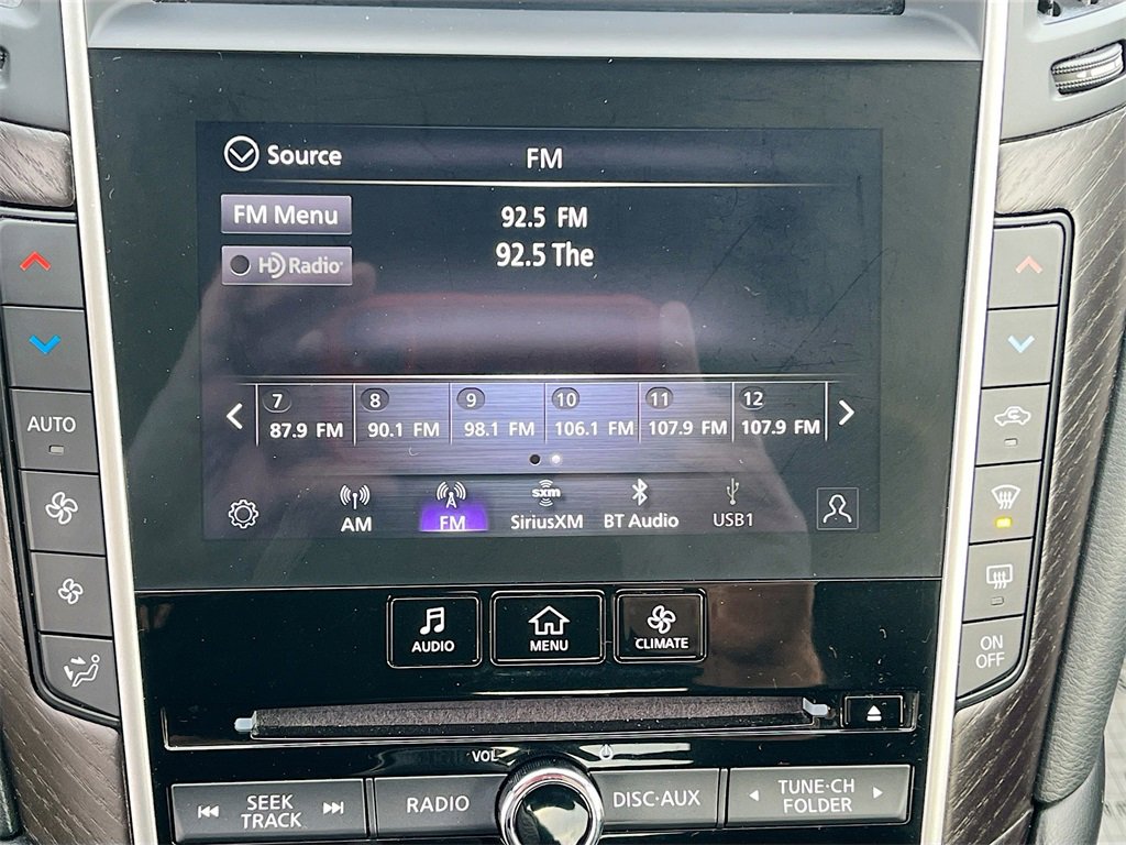 Used 2024 INFINITI Q50 Sensory image 15