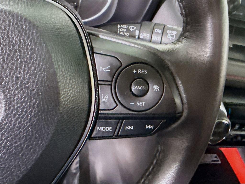 Certified 2020 Toyota RAV4 TRD Off-Road AWD/4WD image 24
