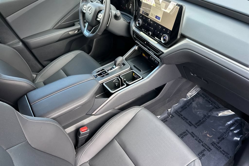 New 2026 Lexus TX 350 FWD image 17