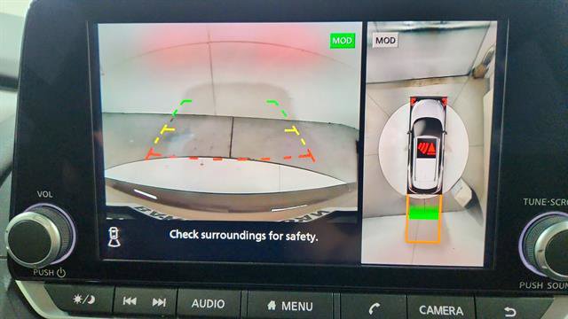 Used 2025 Nissan Rogue SV image 43