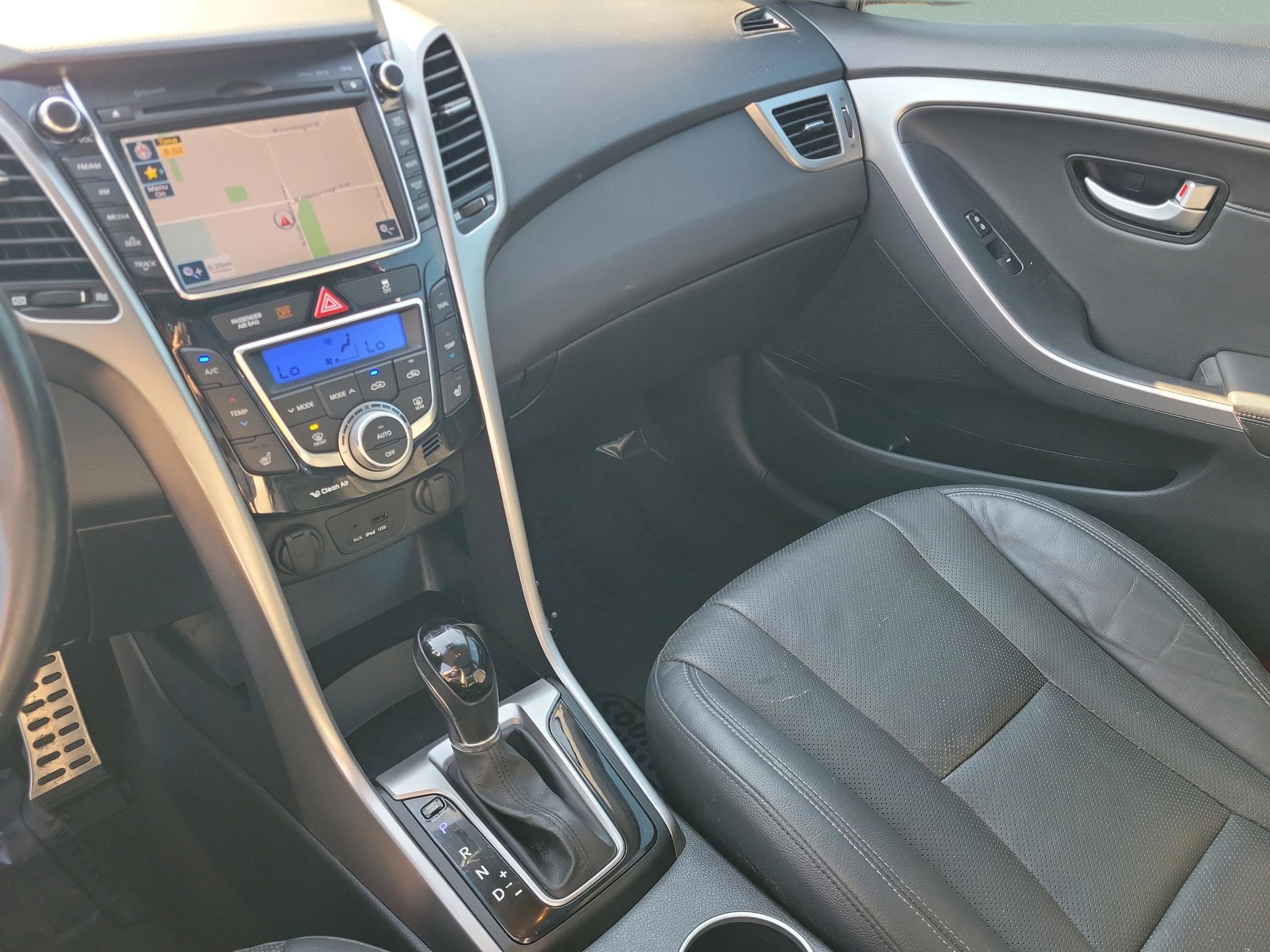 Used 2014 Hyundai Elantra GT w/ Option Group 03 image 33