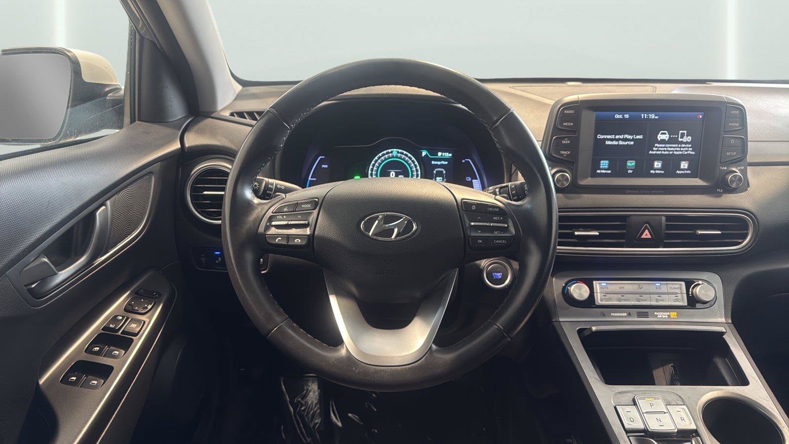 Used 2021 Hyundai Kona SEL FWD image 12